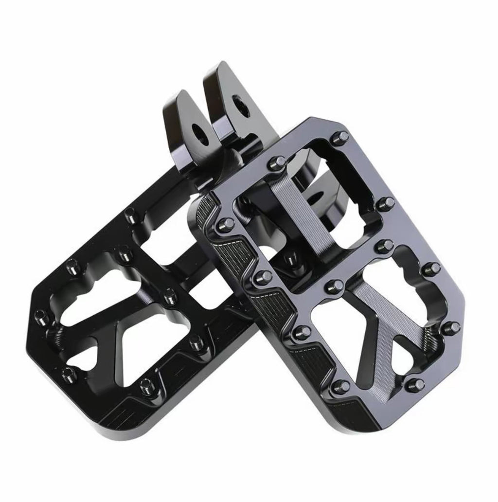 Emoto footpegs